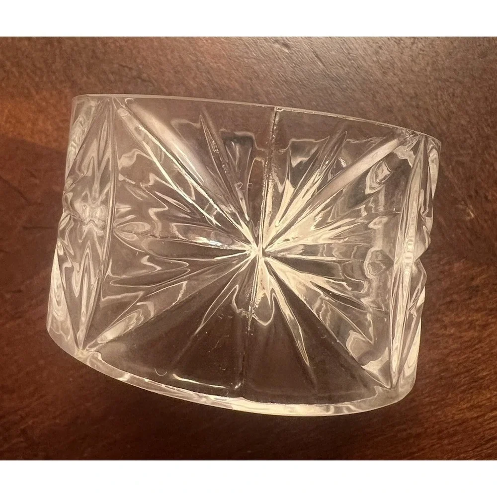 FIFTH AVENUE CRYSTAL 2